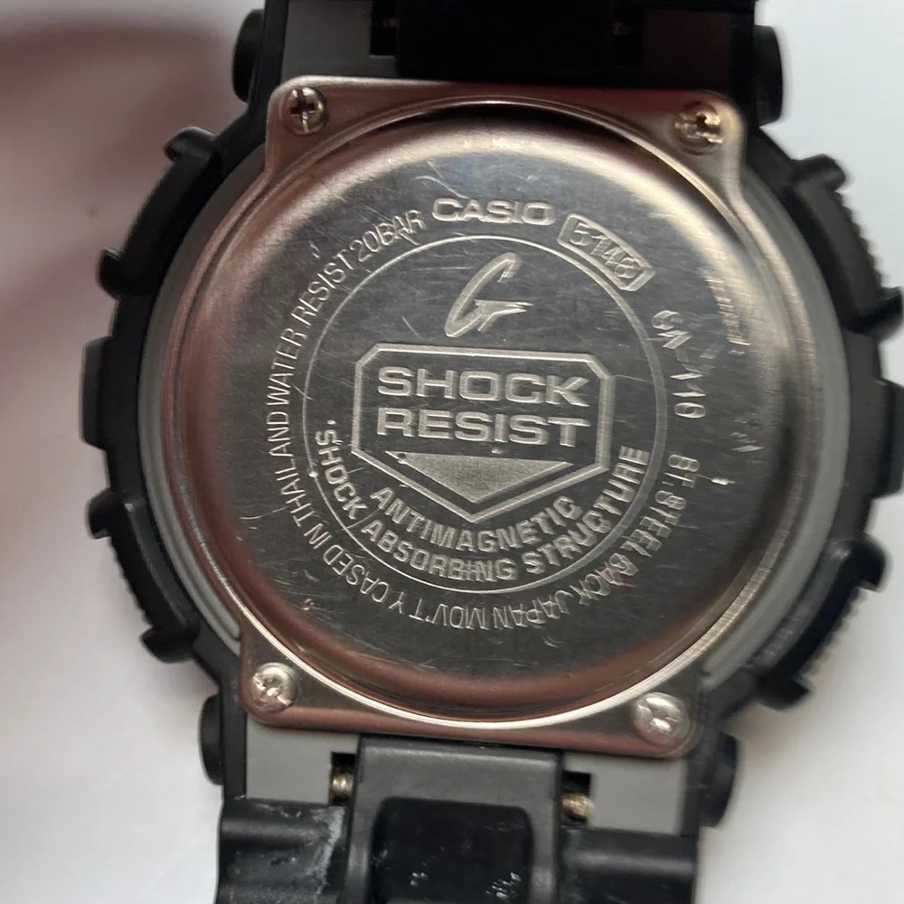 Casio Gshock GA-110, black red, positive display, new battery, light works